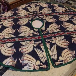 45” round Christmas tree skirt,